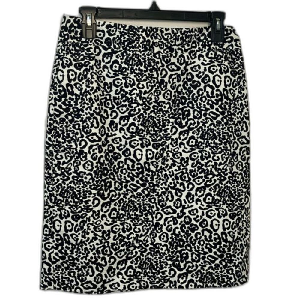 Ann Taylor black and white patterned pencil skirt